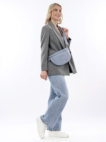 Tamaris Crossbody bag 'Fadilla' in Blue