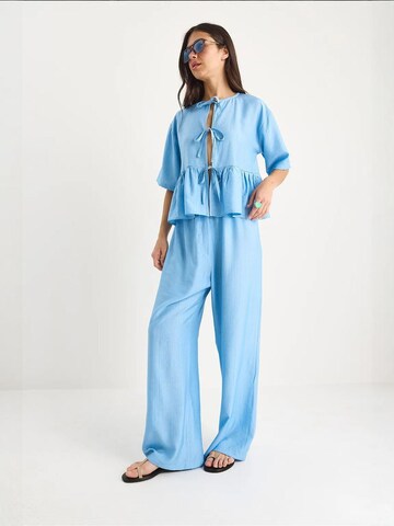 Bianco Lucci - Calças de fato em azul