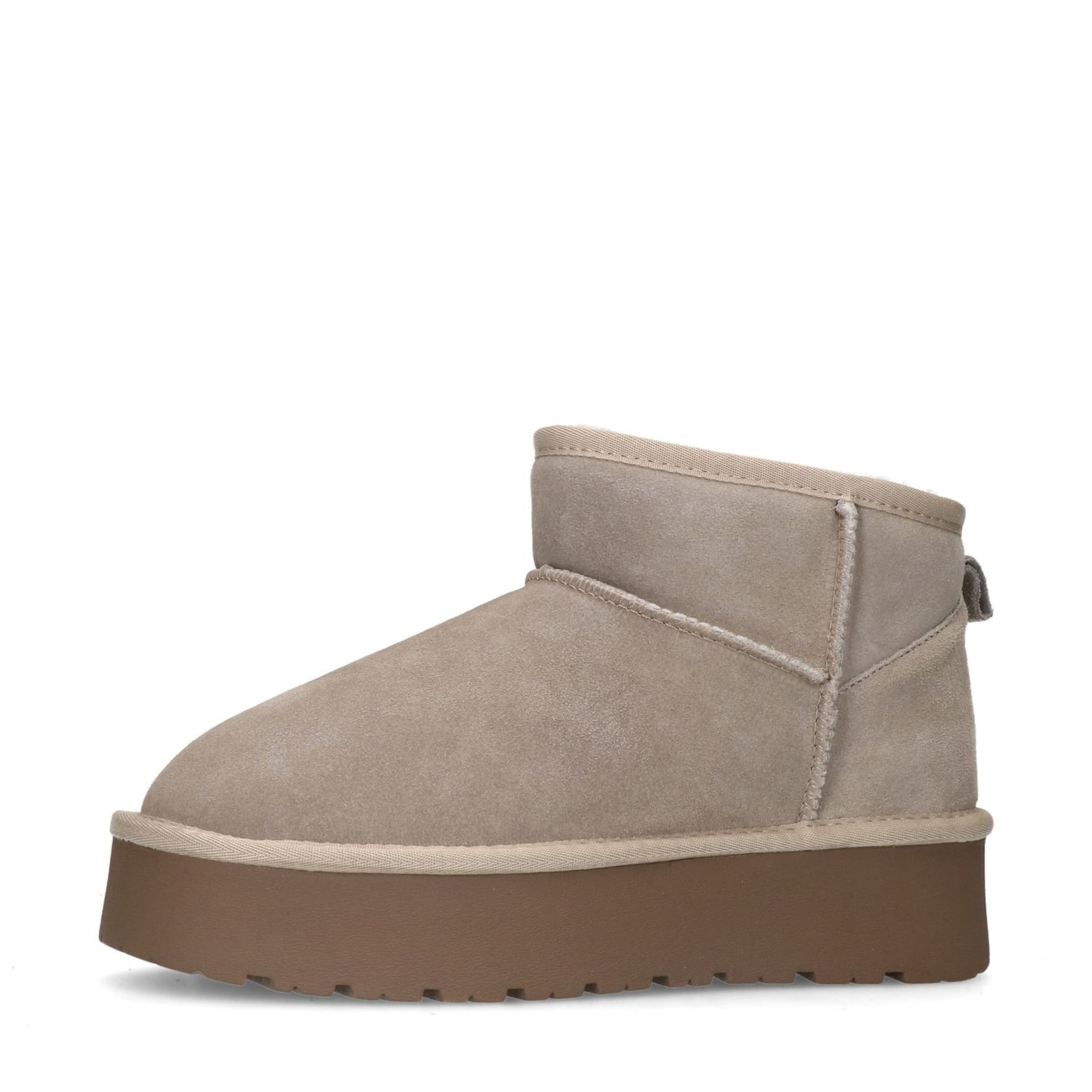 Boots SACHA en beige : devant