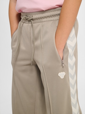 Hummel Regular Sportbroek in Grijs