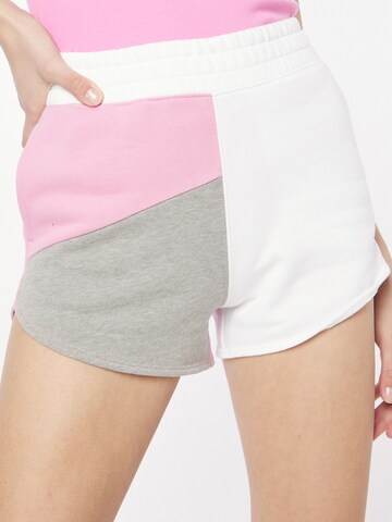 HOLLISTER Regular Shorts in Pink