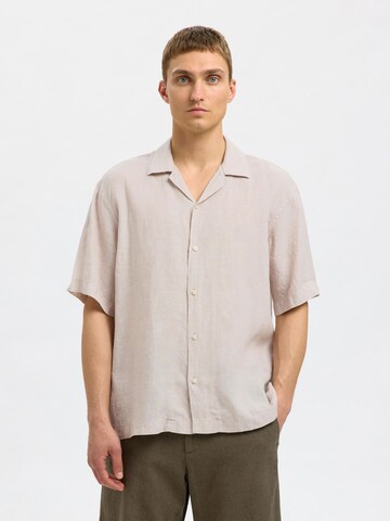 Coupe regular Chemise SELECTED HOMME en gris : devant