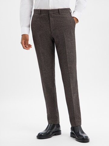 BOSS Regular Pleated Pants ' Leon ' in Brown: front