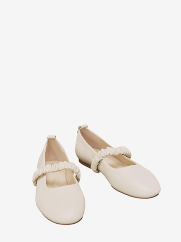 Next Mary-Janes in Beige