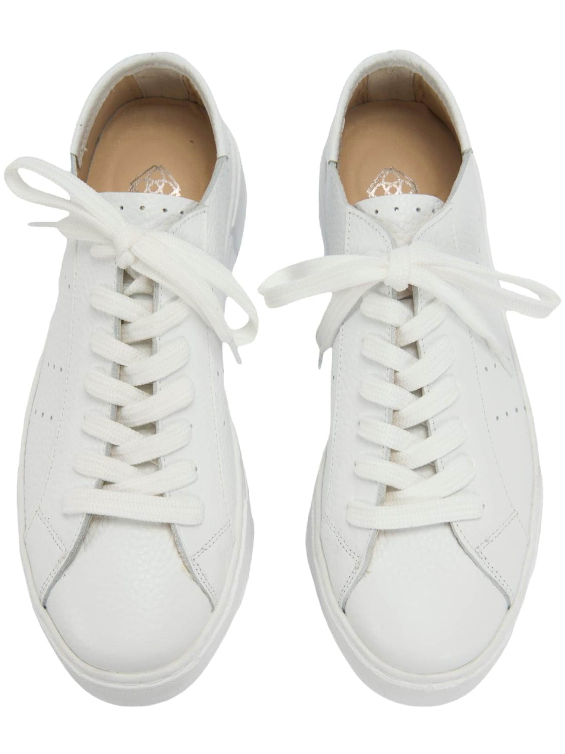 Desa Classic Flats 'Trainer' in White