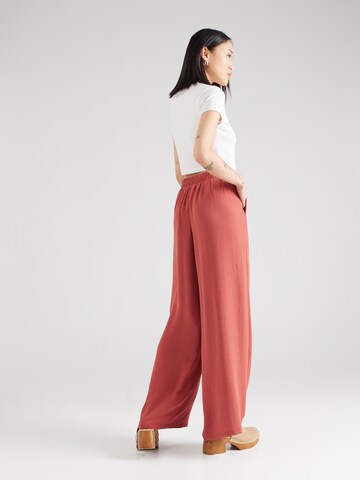 Wide Leg Pantalon 'ALVA' VERO MODA en rouge