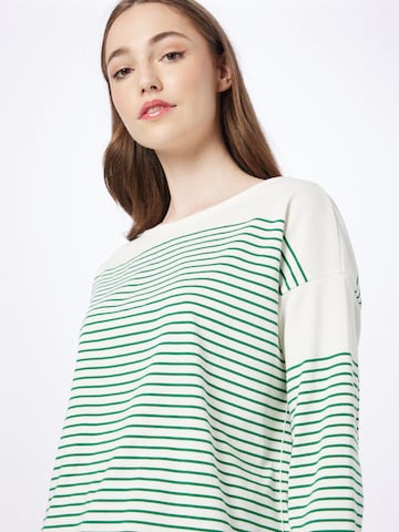 Marc O'Polo Sweatshirt in Green