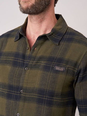 Coupe regular Chemise Deeluxe en vert