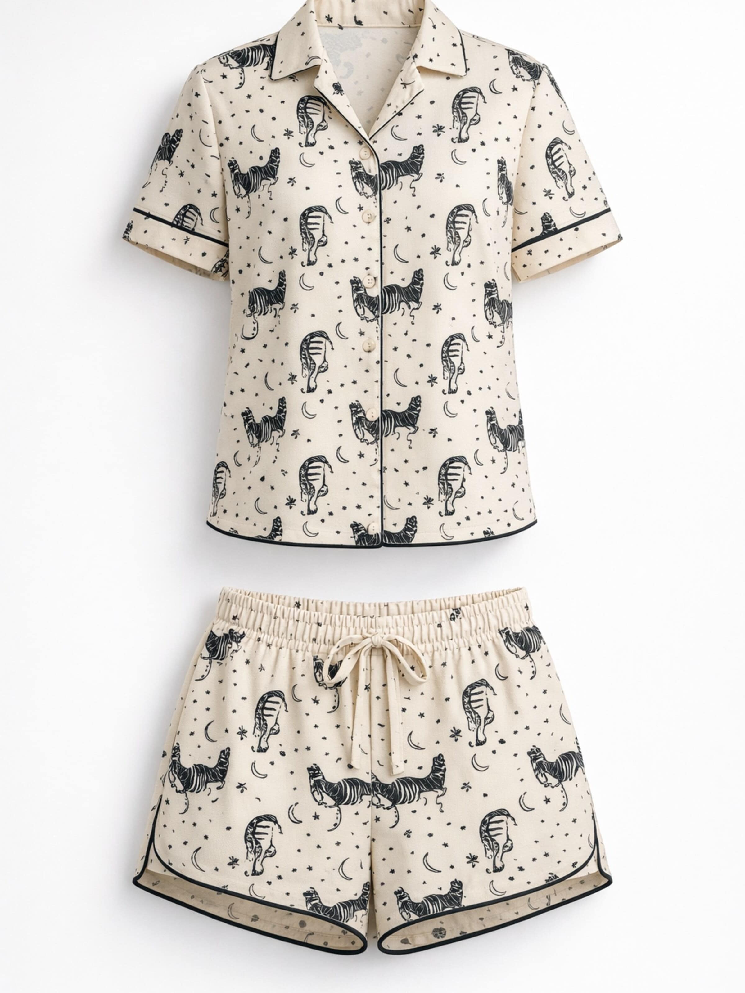 Shorty 'Leafletic Women’s Printed Night Wear Short Set' di LEAFLETIC in beige: frontale