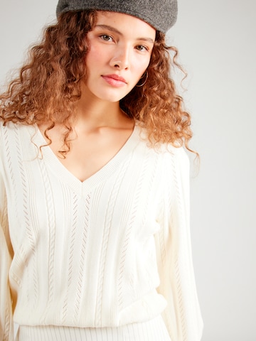 Peppercorn Sweater 'Rosalia' in White