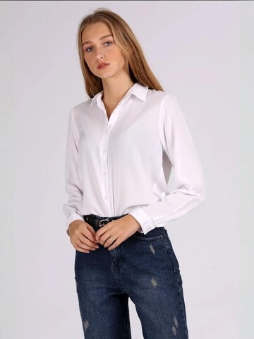 Chemisier Bigdart en blanc : devant