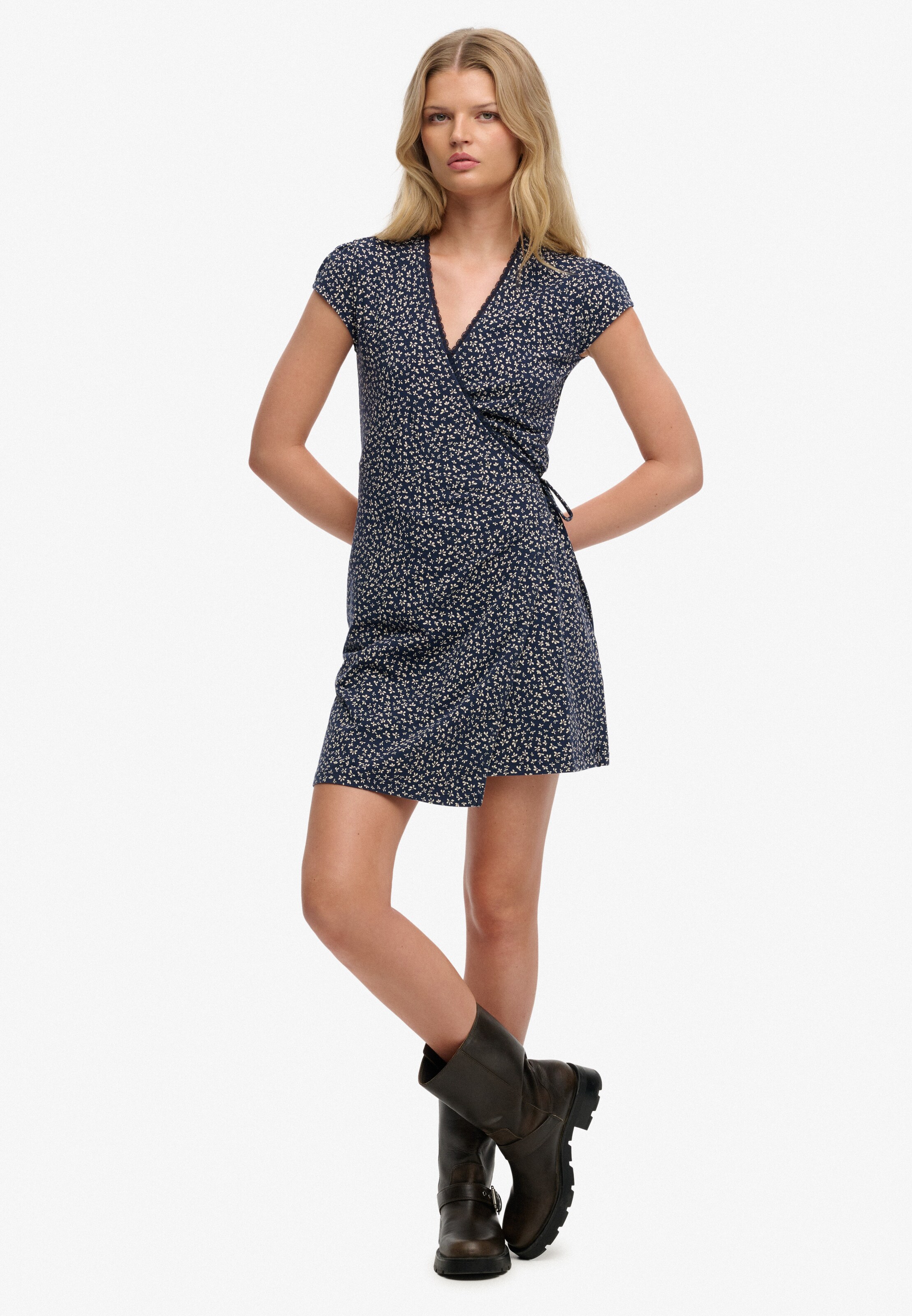 Robe d’été 'Essential' Superdry & Co en bleu