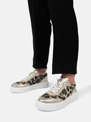 Crickit Sneakers laag ' OAKLI ' in Goud