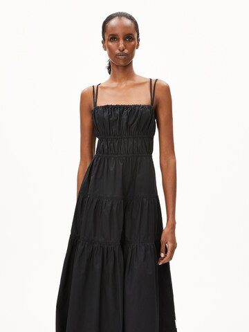 ARMEDANGELS Kleid HETMALAA in Schwarz: Vorderseite