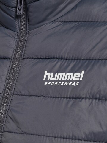 Hummel Sportjacke 'Blown' in Grau