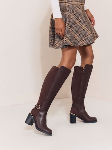 Lipsy Boot in Brown