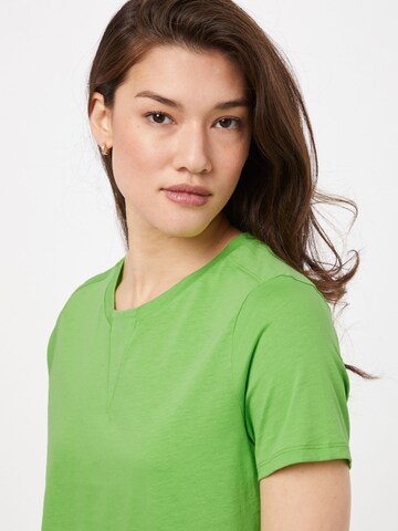 Tricou de la UNITED COLORS OF BENETTON pe verde