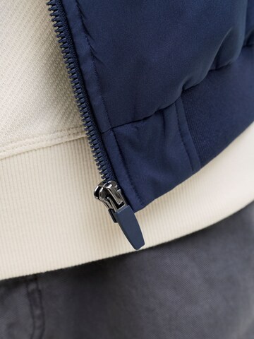 JACK & JONES Преходно яке 'JJECharge' в синьо