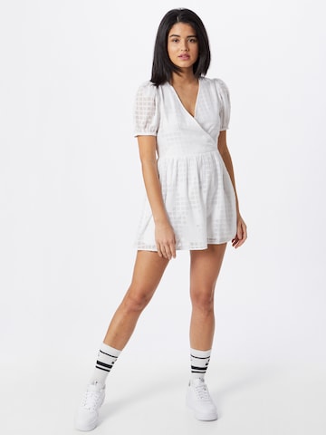 Miss Selfridge Petite Jurk 'APPLIQUE' in Wit