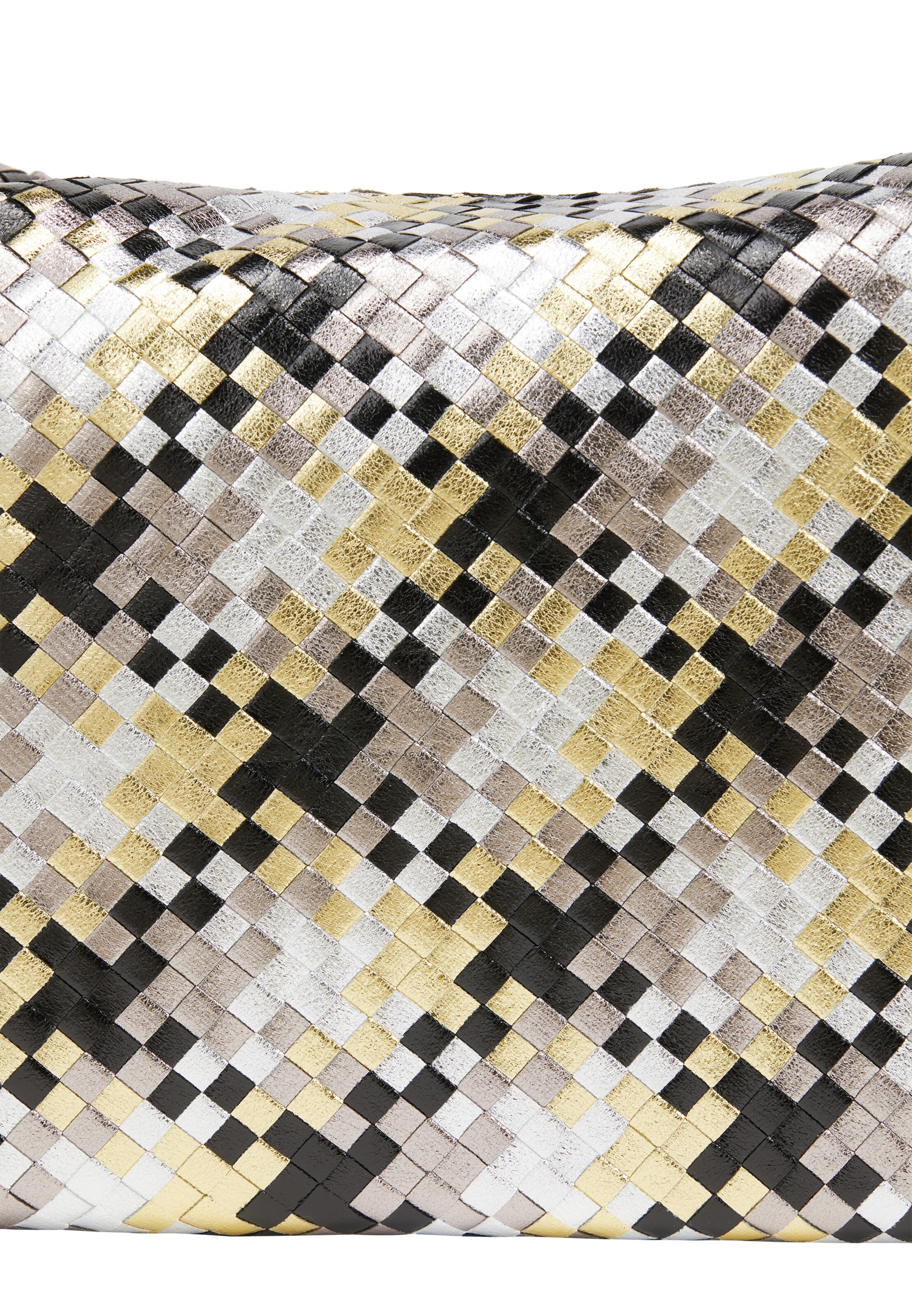 Poșete de la faina pe alb