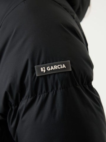 GARCIA Пальто в Черный