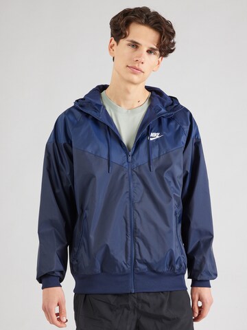 Nike SportswearPrijelazna jakna - plava boja: prednji dio
