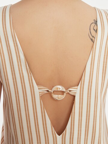 Ana Alcazar Jurk 'Zatea' in Beige