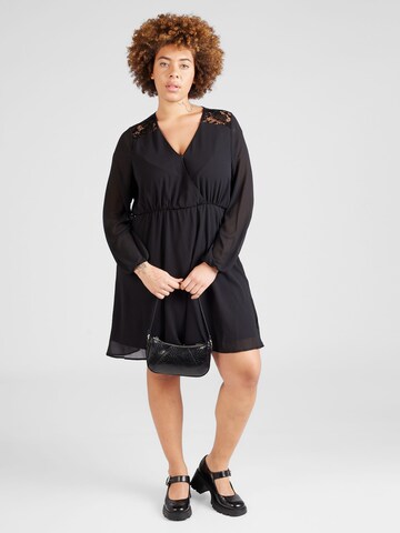 Robe d’été 'Jolina' ABOUT YOU Curvy en noir