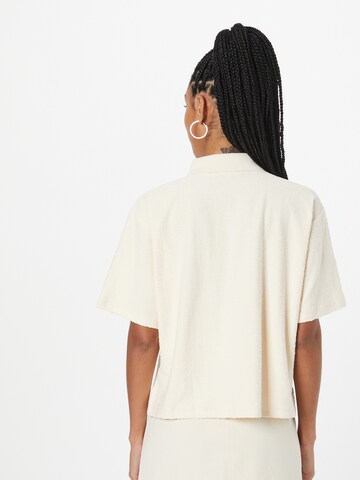 Esmé Studios Poloshirt 'Mindy' in Beige