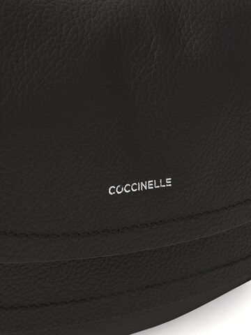 Coccinelle Skuldertaske 'RAQUEL' i sort