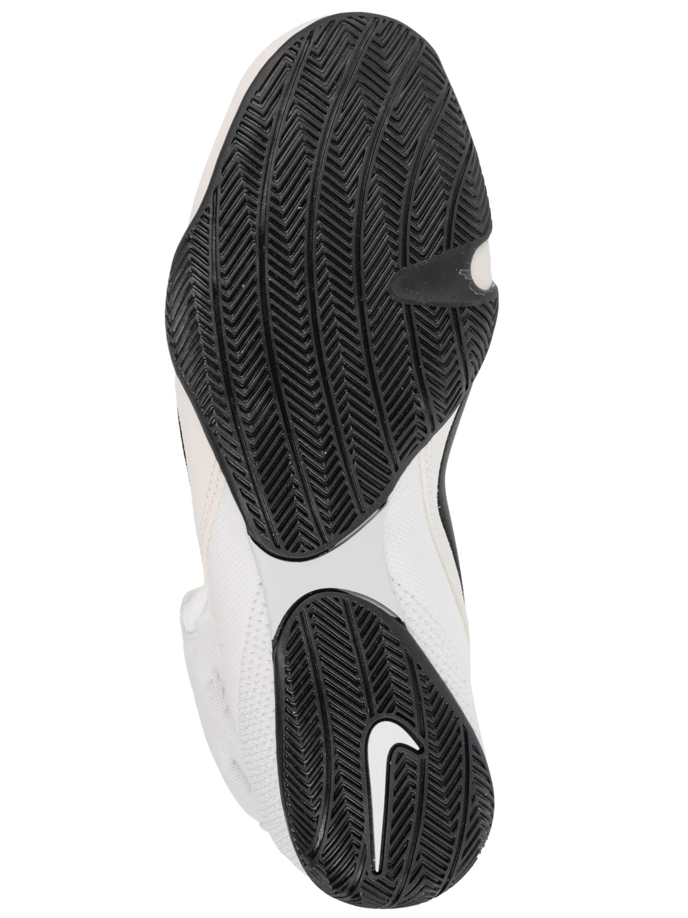 Baskets hautes 'Nike Machomai 3' NIKE en blanc