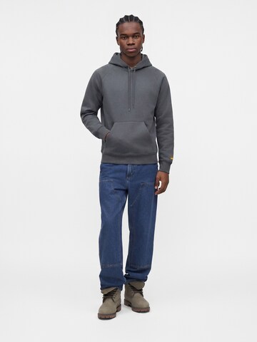 Carhartt WIP Sweatshirt 'Chase' in Grey