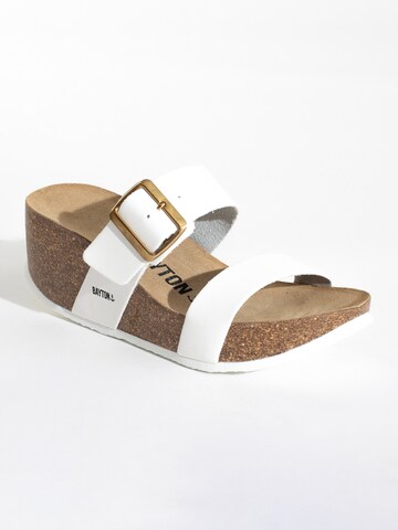 Bayton - Zapatos abiertos 'Newcastle' en blanco