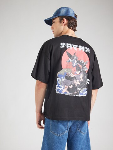 ALPHA INDUSTRIES Тениска 'Japan Wave Warrior' в черно: отпред