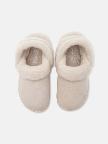 Crocs - Zuecos en beige