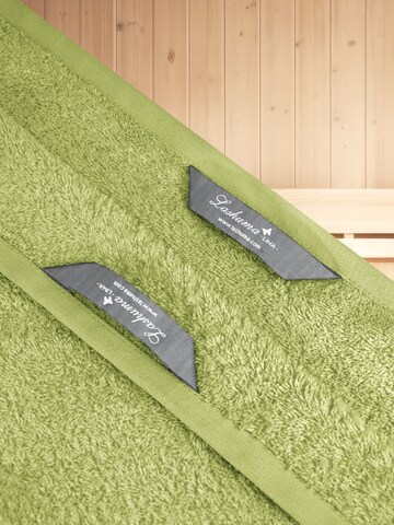 Lashuma Towel 'Lima' in Green