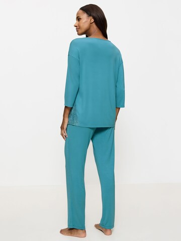 TRIUMPH Pyjama ' Timeless Sensuality ' in Blauw