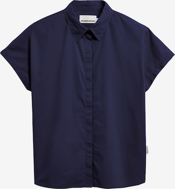 Chemisier 'LARISAANA' ARMEDANGELS en bleu : devant