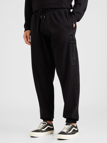 Tapered Pantaloni 'Garsi' de la ELLESSE pe negru: față