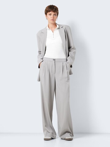 Noisy may Loose fit Pleat-Front Pants 'VERA' in Grey