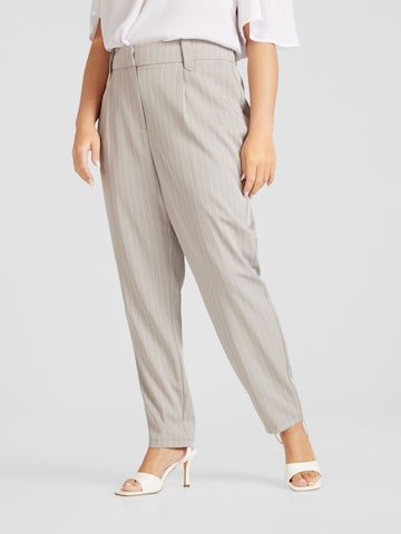 Vero Moda Curve Tapered Pleat-Front Pants 'WENDY' in Grey: front