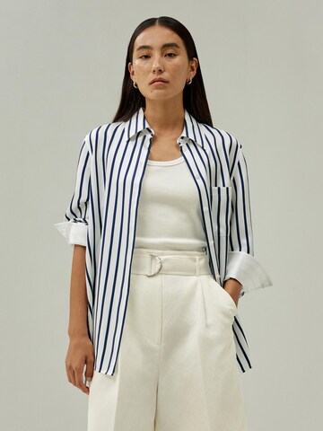 Camicia da donna di Lilysilk in blu