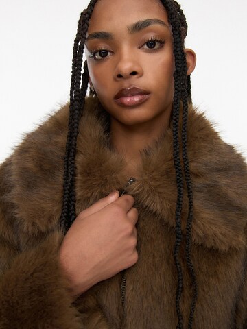 Pull&Bear Tussenjas in Bruin