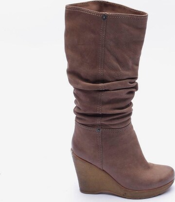 PRADA Dress Boots in 37 in Brown: front