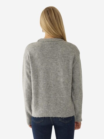 Hiccup - Pullover 'Pullover' em cinzento