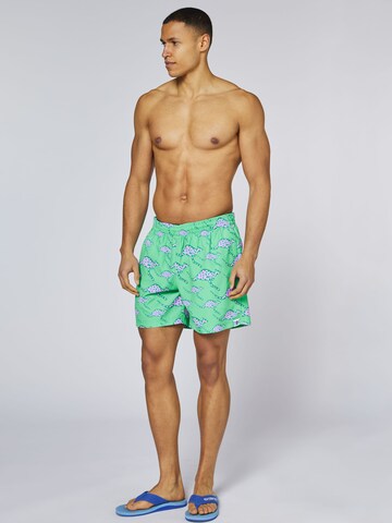 CHIEMSEE Board Shorts ' im angesagten Alloverprint ' in Green