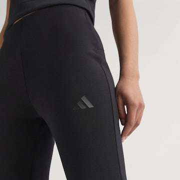 évasé Pantalon de sport 'All Szn' ADIDAS SPORTSWEAR en noir