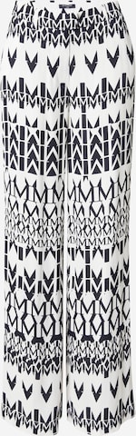 GUESS by MarcianoWide Leg/ Široke nogavice Hlače 'BRITNEY' - bijela boja: prednji dio