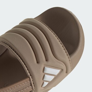 Chaussures ouvertes 'Adilette 2.0' ADIDAS SPORTSWEAR en marron