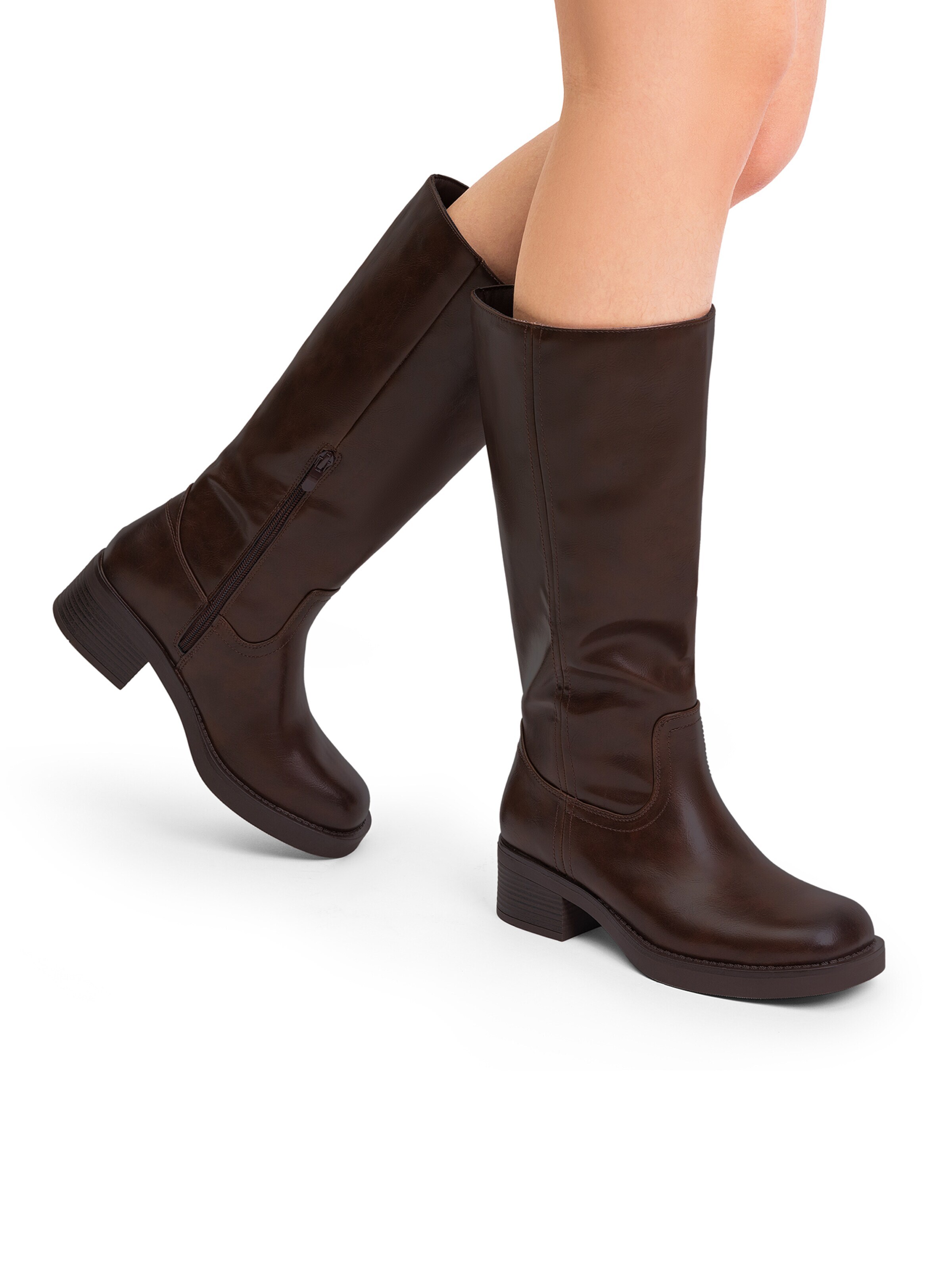 Dream Pairs Boots in Brown